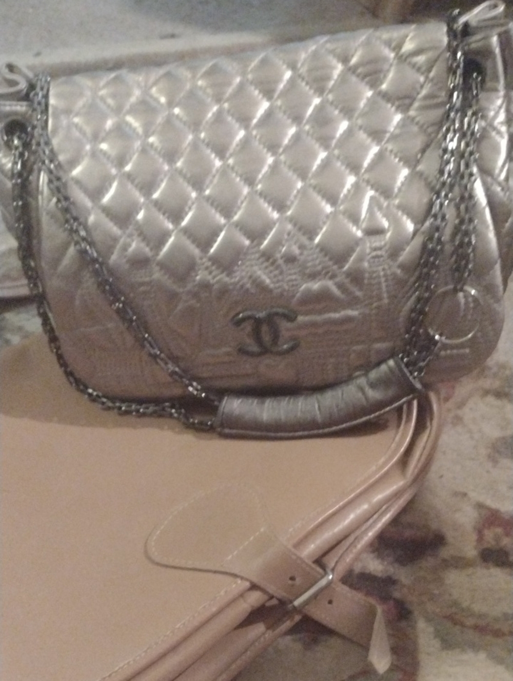 Vintage Collection Bags $190 - Picture 2 of 16